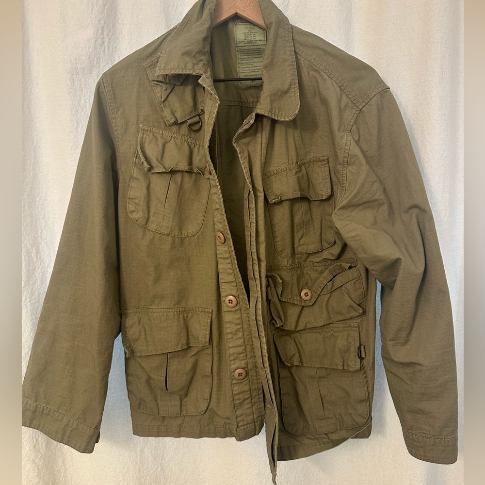 Club stubborn military cargo jacket. Size medium